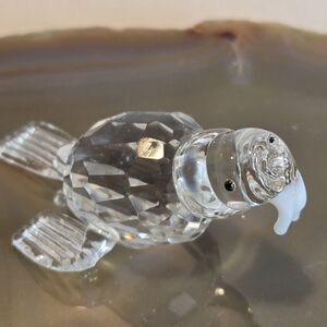 Vintage Faceted Crystal Walrus Figurine - Art Glass - Home Decor Collectible